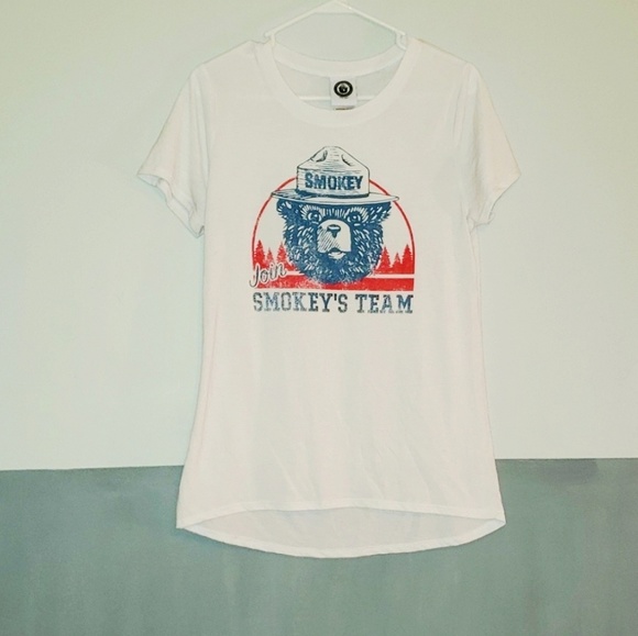 Jerry Leigh Tops - Jerry Leigh. Smokey the Bear Shirt. Large.